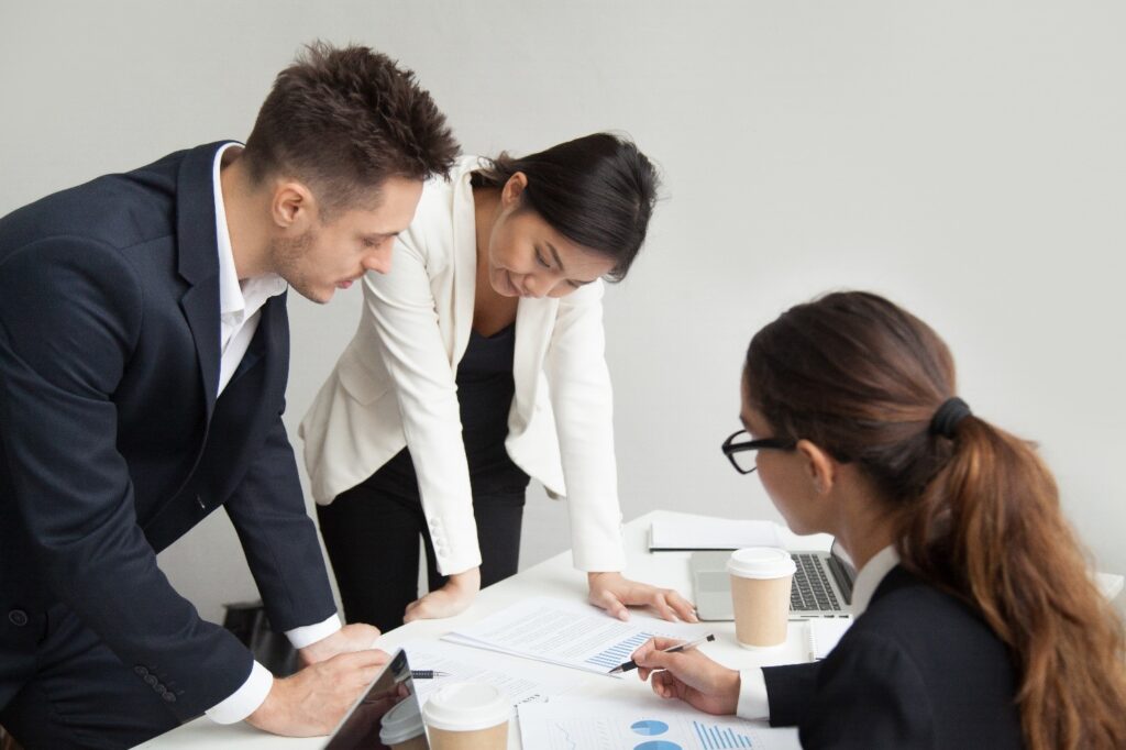 A team discussing results in a meeting